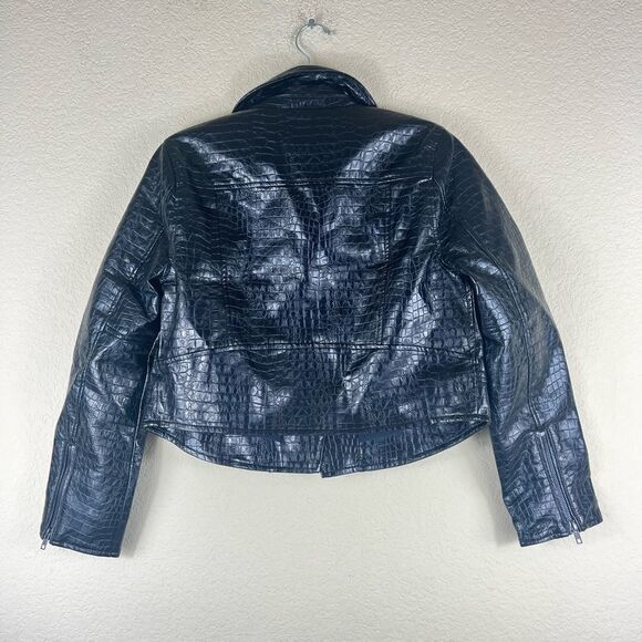 ModCloth Crocodile faux leather moto jacket cropped black color size Medium - Picture 9 of 10